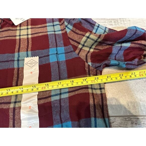 St. John’s Bay plaid flannel shirt with crew neck, thermal size S - Picture 5 of 12
